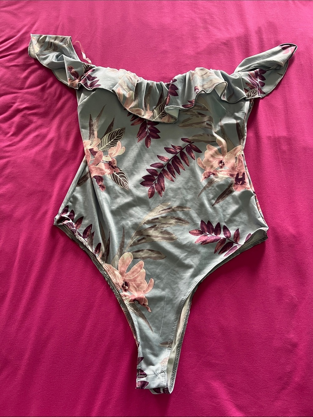 Floral off shoulder ruffle bodysuit